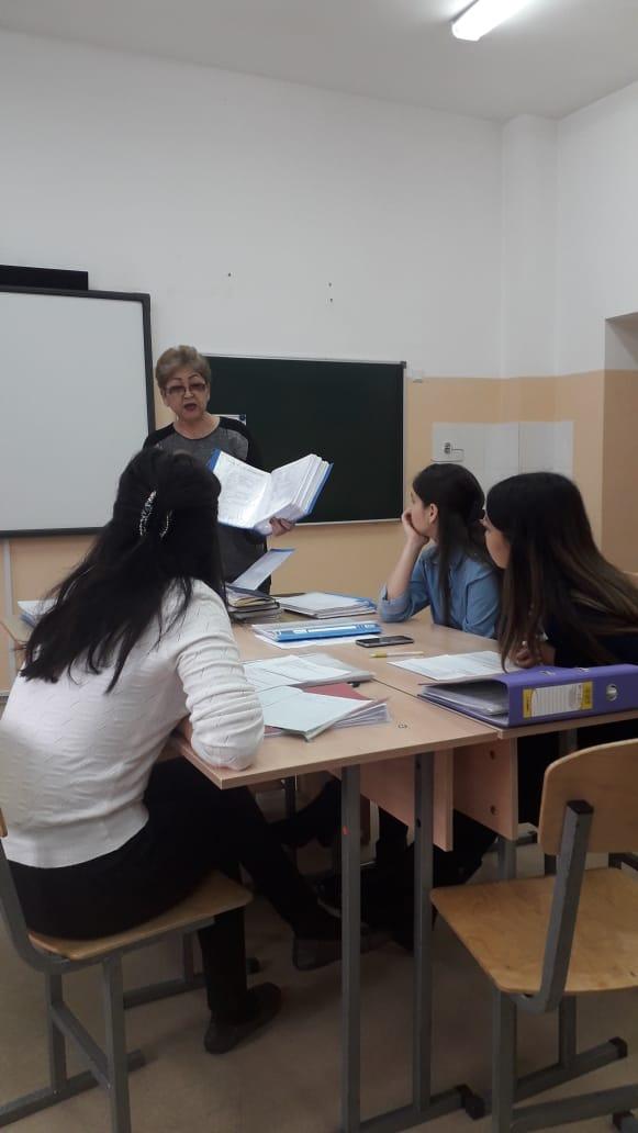 ШМУ отырысы. Тақырыбы:"Оқушылардың шығармашылық қабілеттерін дамыту"/ Заседание ШМУ. Тема: "Развитие творческих способностей учащихся"